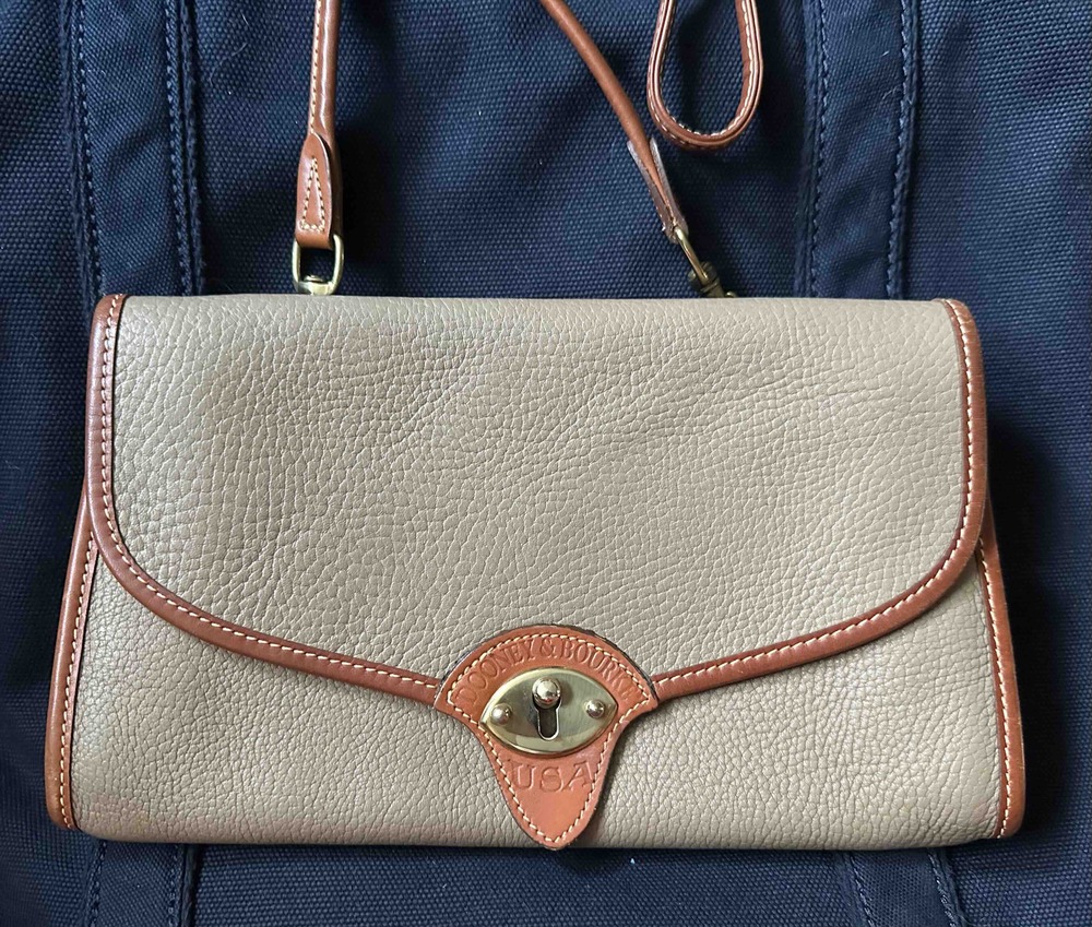 Vintage Dooney & Bourke Rare taupe tan Leather Crossbody Clutch 1980's